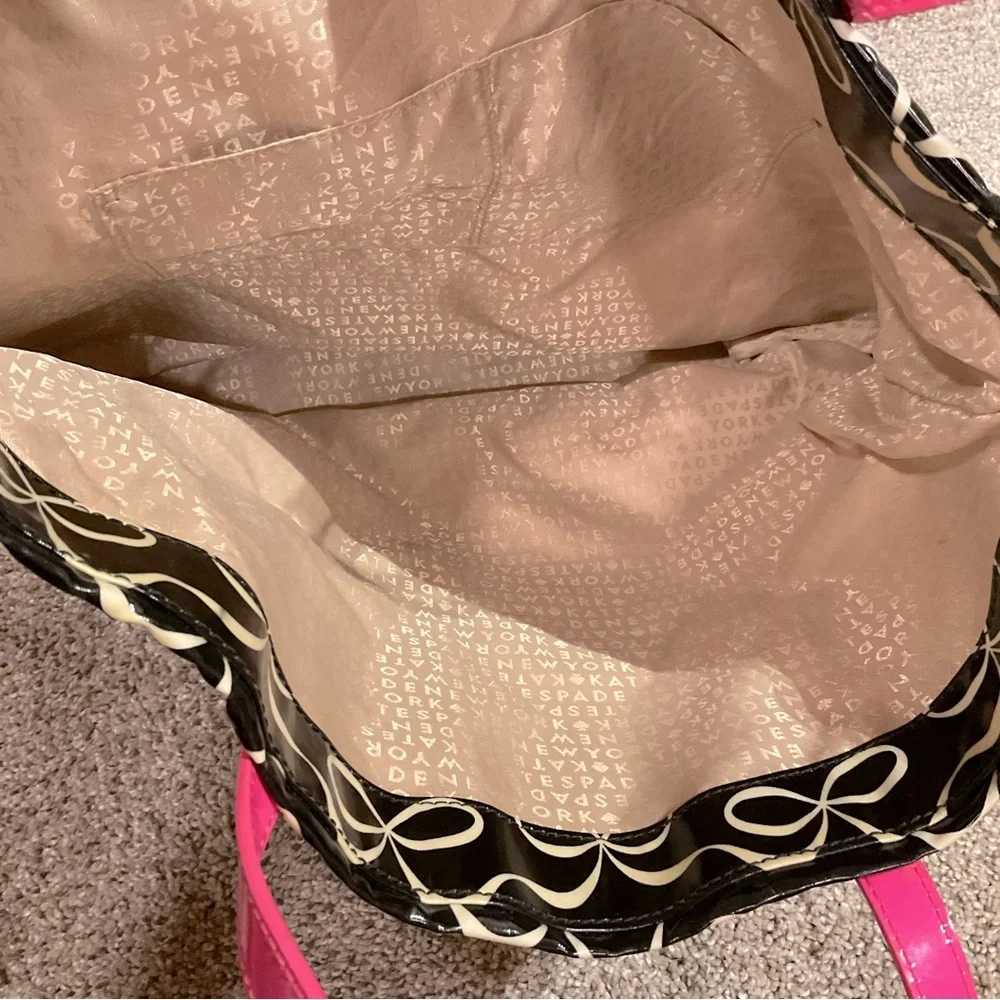 Kate Spade Tote, patent Leather, black & white bow ties w/pink straps, Authentic